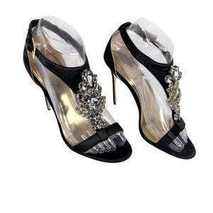 Ted Baker London Women’s Black NAISS Crystal Embellished T strap Heel Size 37